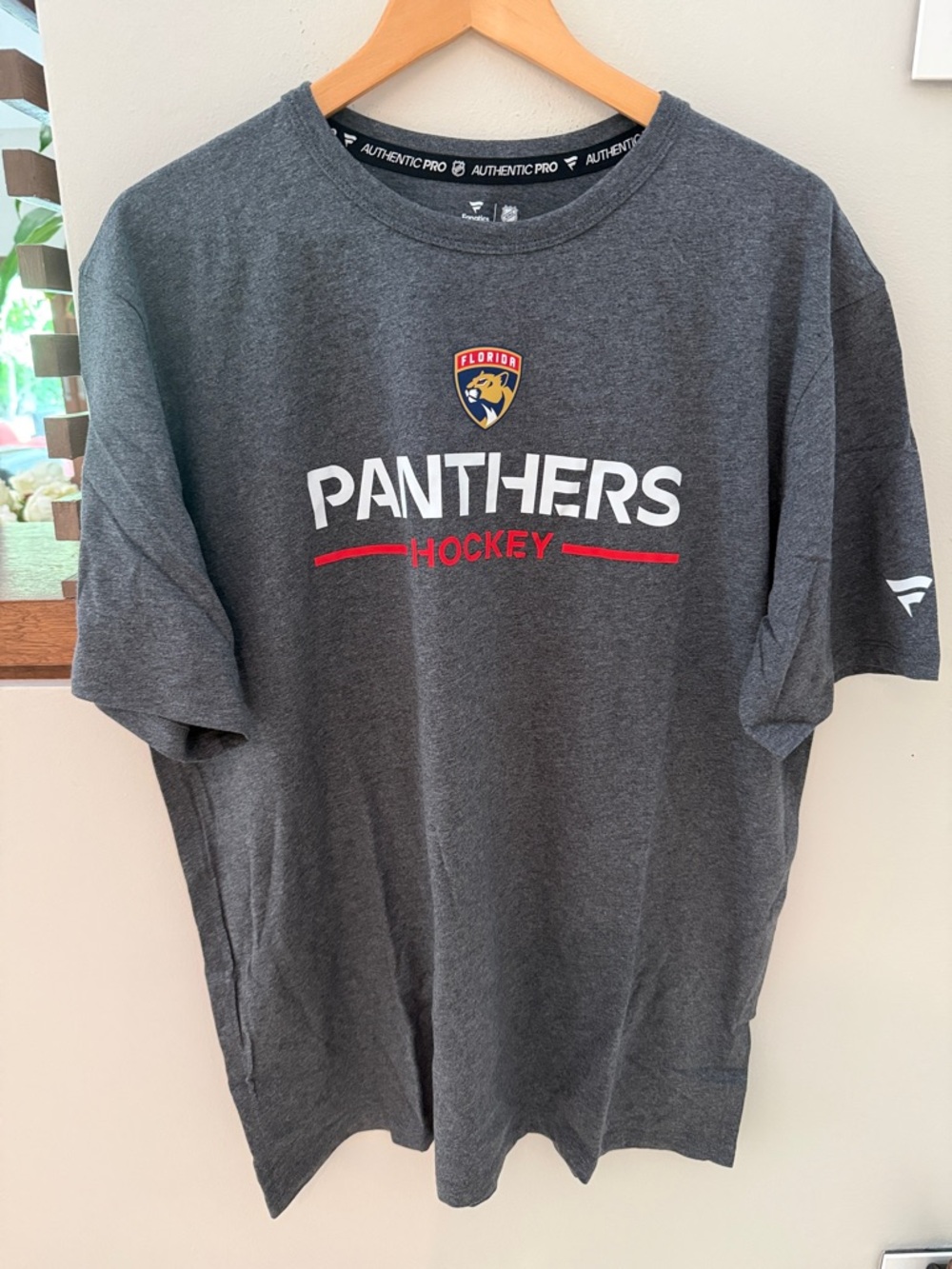 NEW Fanatics Men’s Grey Florida Panthers NHL Rink Tech Authentic Pro NHL Tee XL